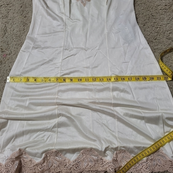 Vintage  retro Sleepwear peachy cream in size F/44 - Picture 13 of 13